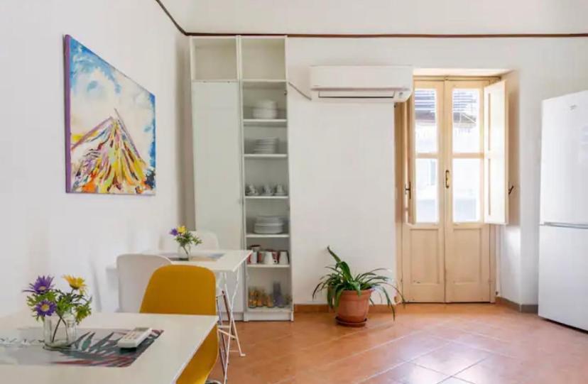 Albachiara Guesthouse Catania Bagian luar foto
